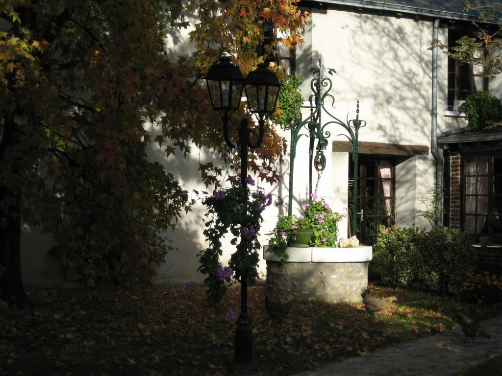 Le Relais De La Tour Bed and Breakfast La Chaussée-Saint-Victor Buitenkant foto
